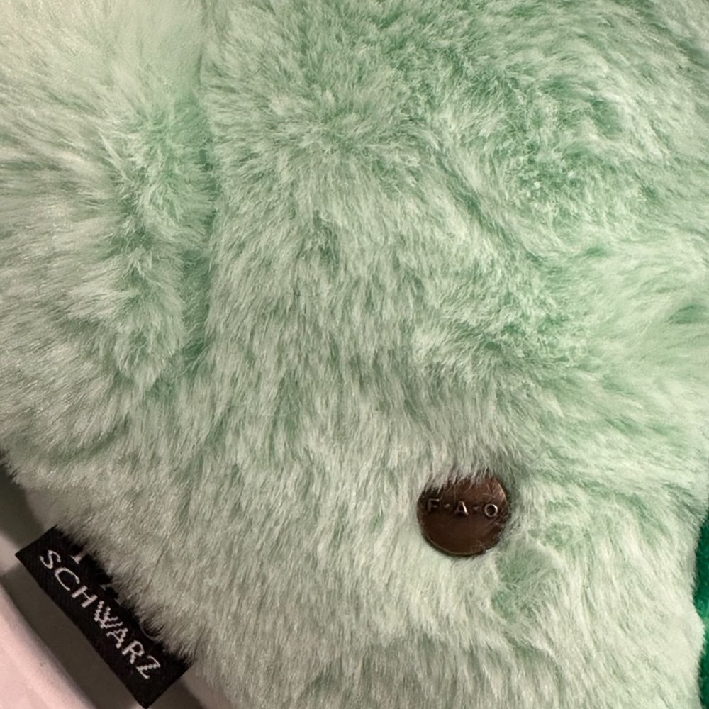 FAO Schwartz Wear and Share Sparklers - Picture 4 of 4